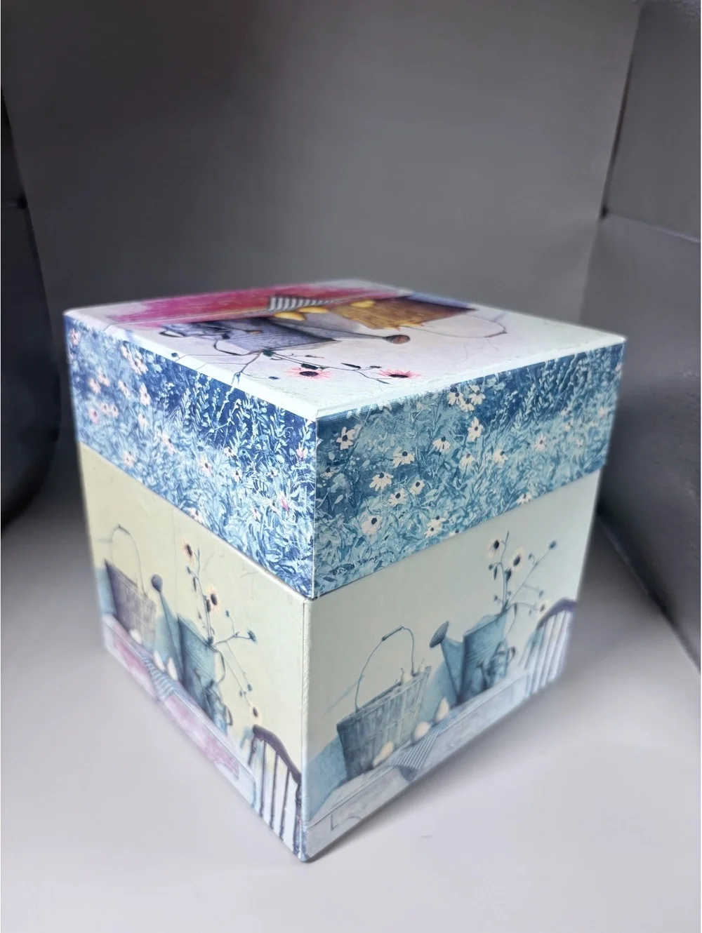 Vintage Floral Square Gift Box with Lid, Still Life Basket Design, 6x6x5.5
